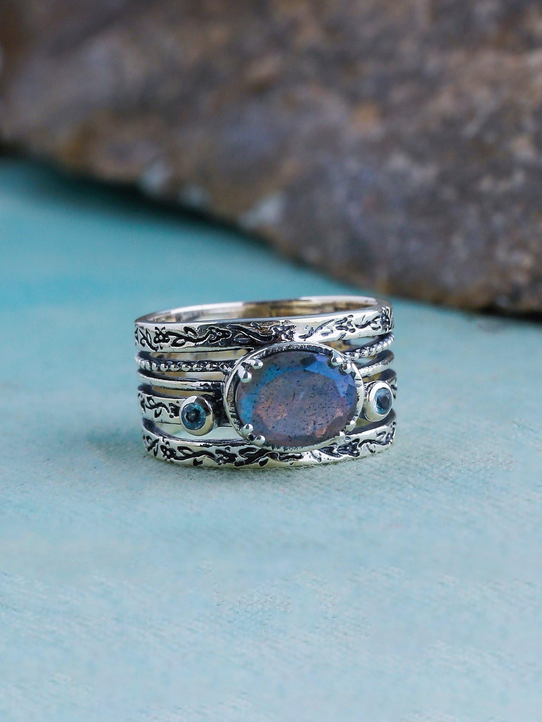 Labradorite Swiss Blue Topaz Solid 925 Sterling Silver Ring - YoTreasure