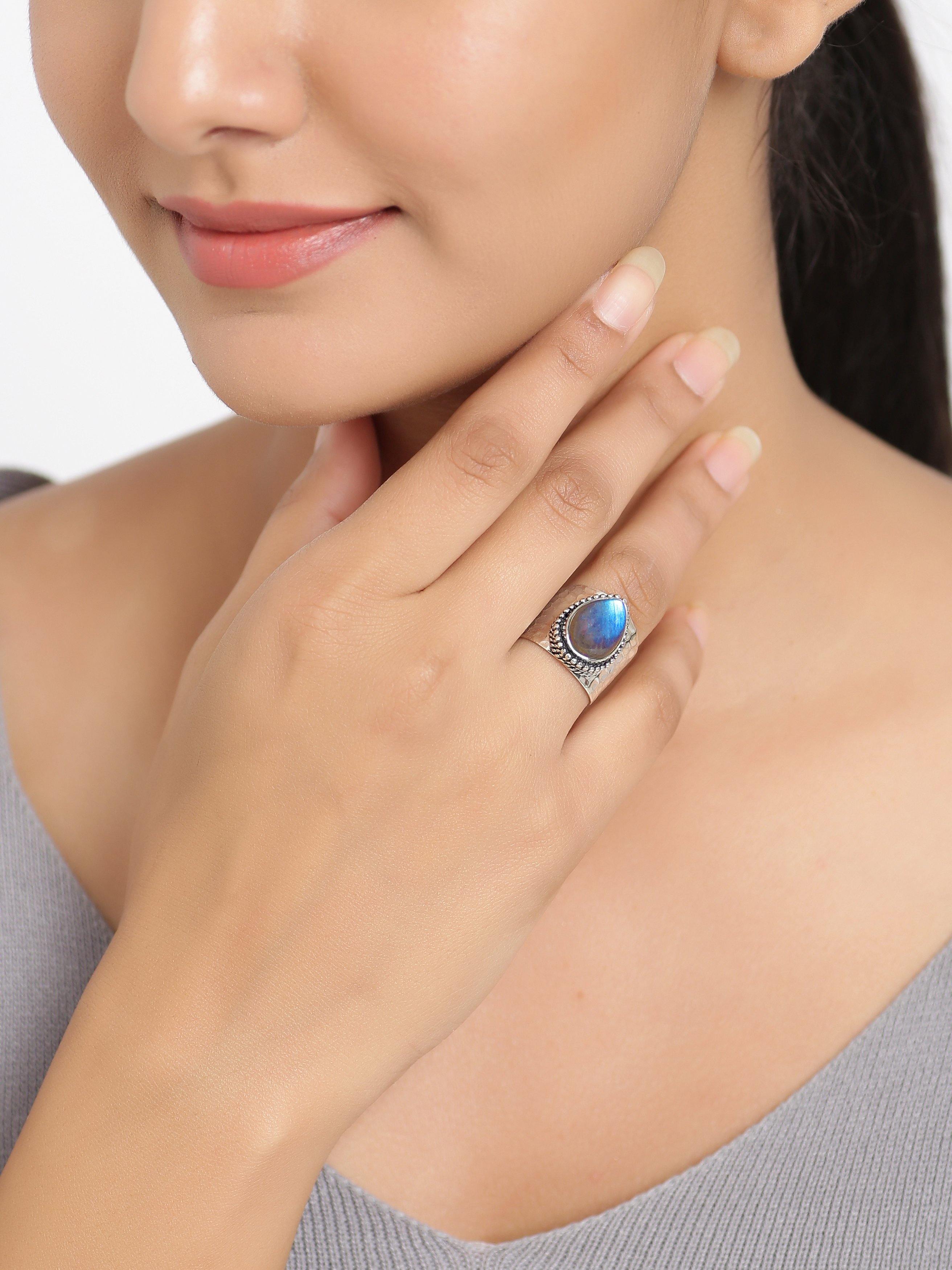Labradorite Solid 925 Sterling Silver Hammered Ring Jewelry - YoTreasure