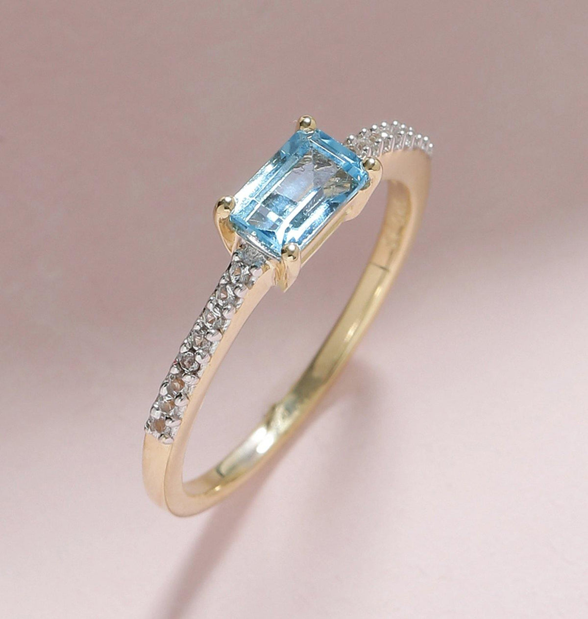 0.92 Ct Sky Blue Topaz Solid 10k Yellow Gold Ring Jewelry - YoTreasure