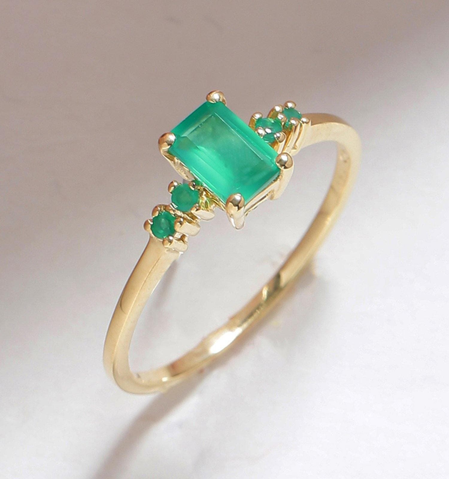 0.78 Ct Green Onyx Solid 10k Yellow Gold Ring Jewelry - YoTreasure