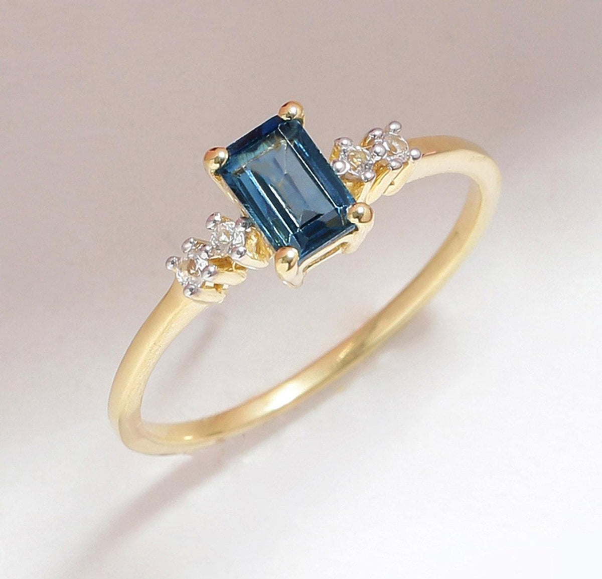 0.77 Ct London Blue Topaz Solid 10k Yellow Gold Ring Jewelry - YoTreasure